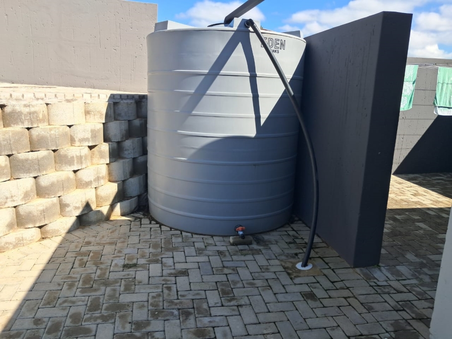 3 Bedroom Property for Sale in Avonddans Western Cape